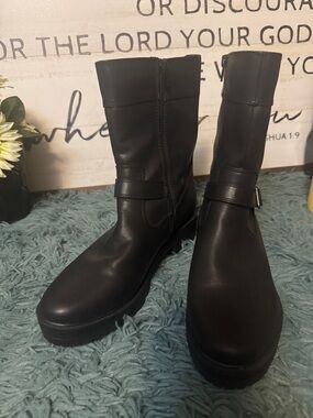 Brand New!SOUL Naturalizer Black Mid-Calf Buckle Boots